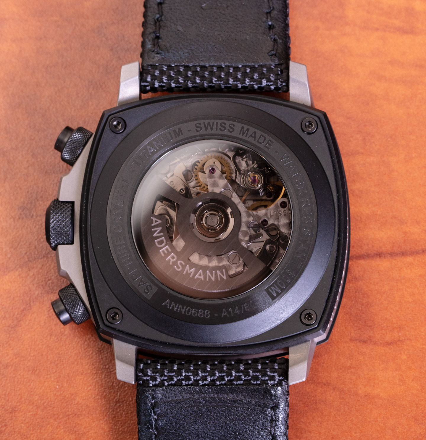 香港创立的尚年轻的公司Andersmann Chronograph DLC手表