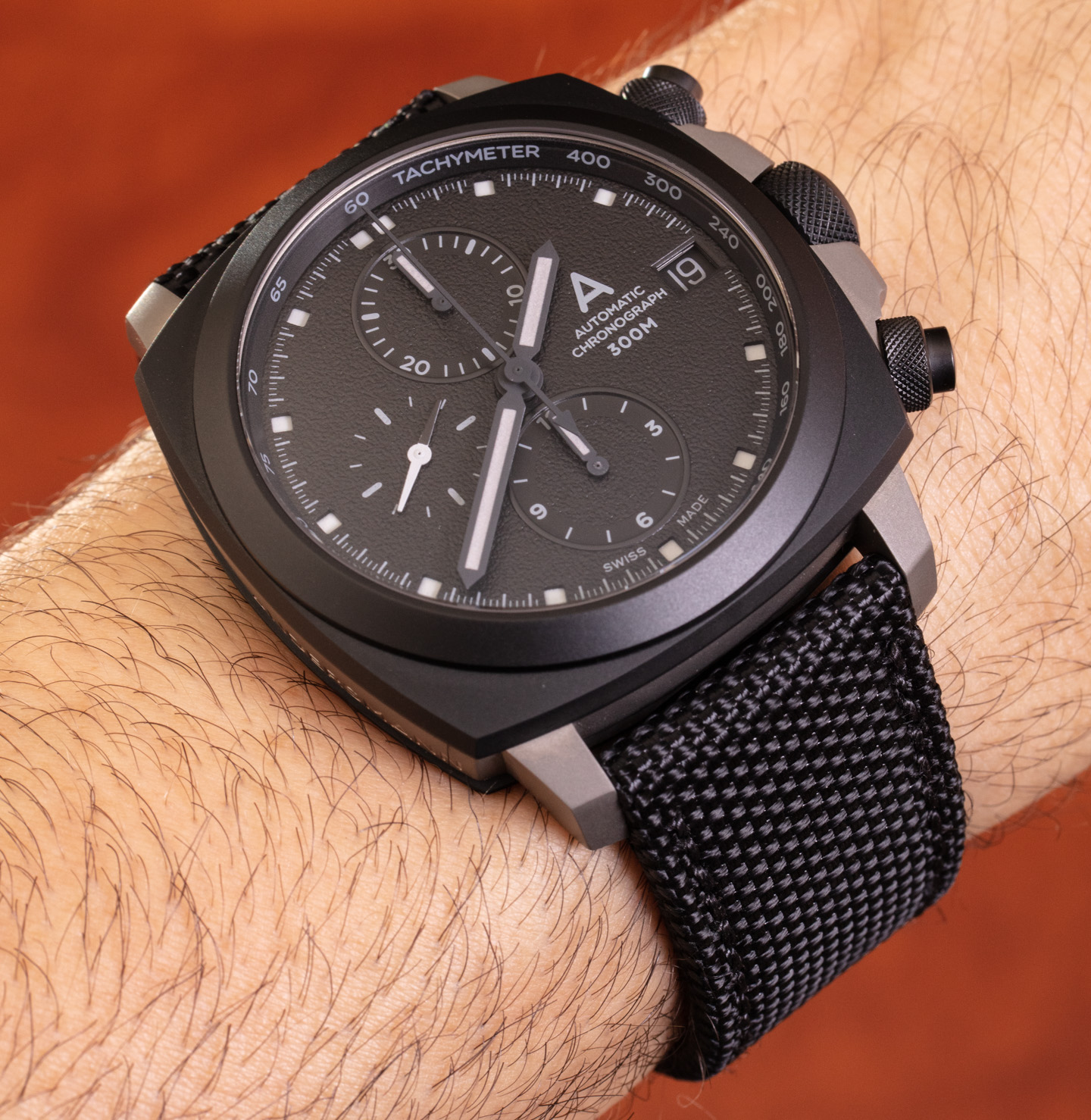 香港创立的尚年轻的公司Andersmann Chronograph DLC手表