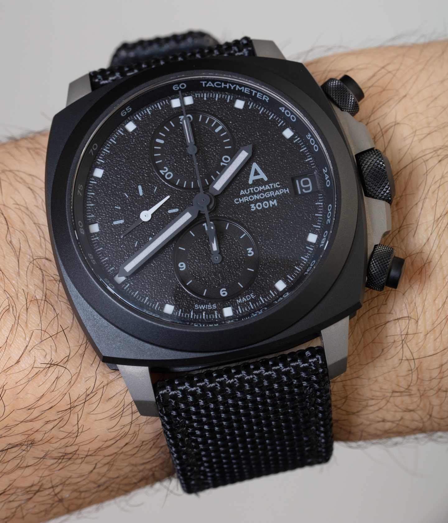 香港创立的尚年轻的公司Andersmann Chronograph DLC手表