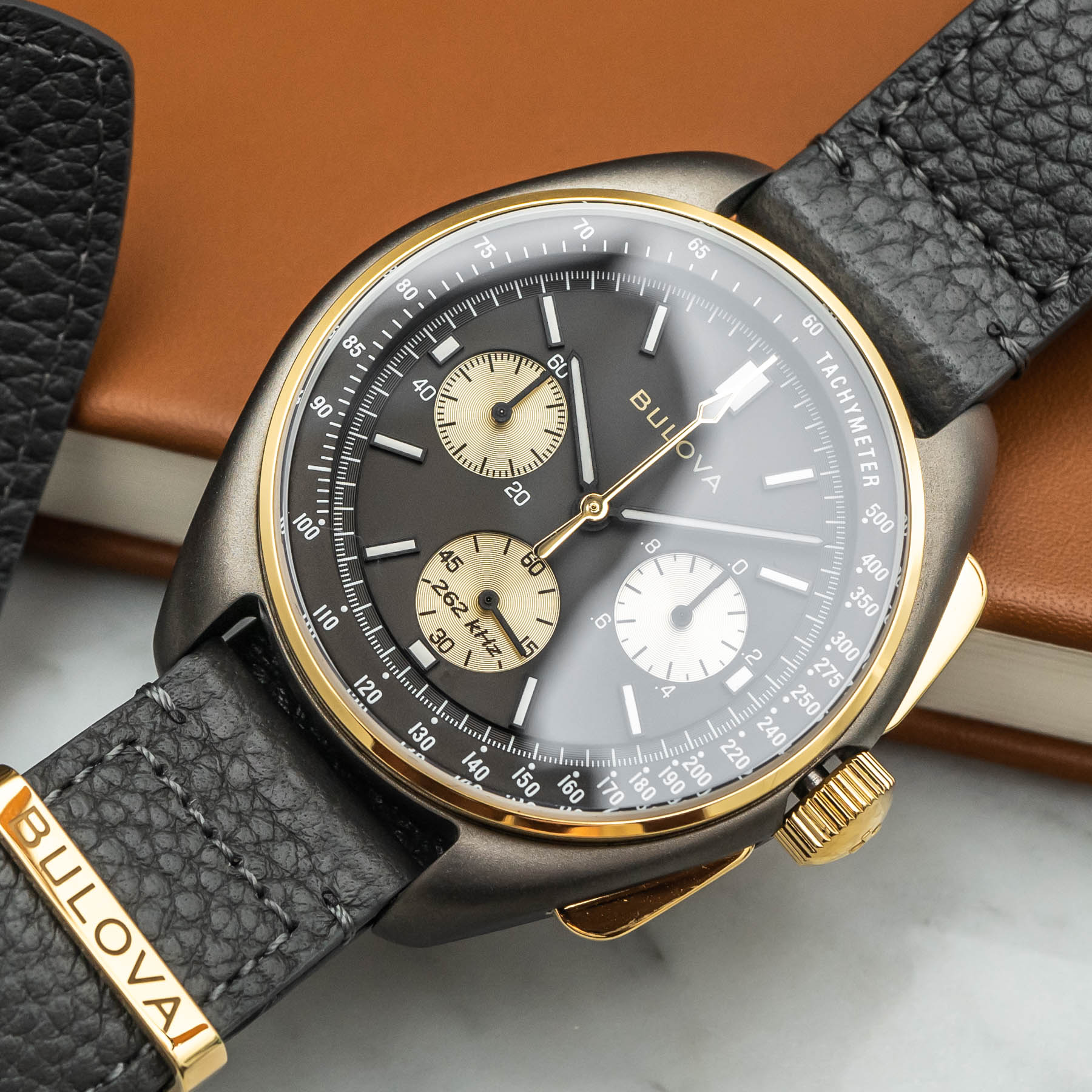 纪念阿波罗15号登月50周年限量版腕表-宝路华Lunar Pilot腕表，