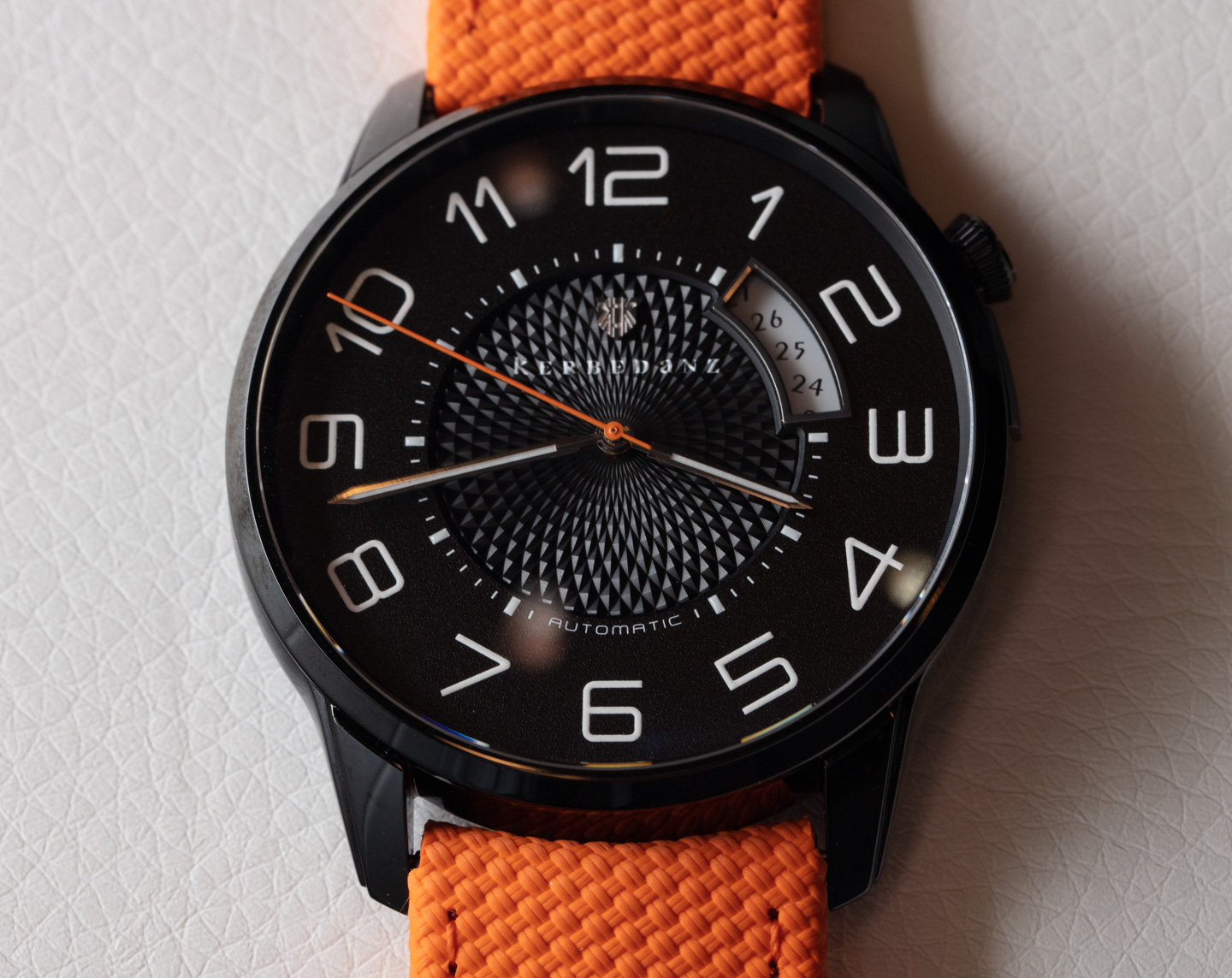 现代奢华品牌Kerbedanz Cadanz时计系列致敬经典
