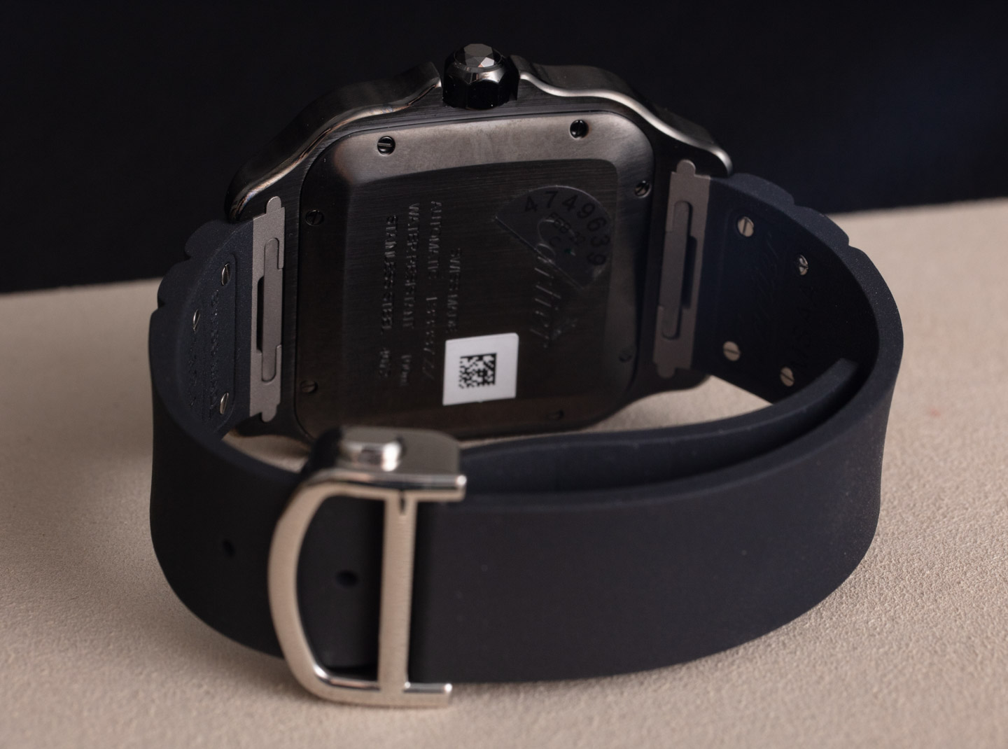 卡地亚山度士系列黑色DLC表壳款WSSA0039手表