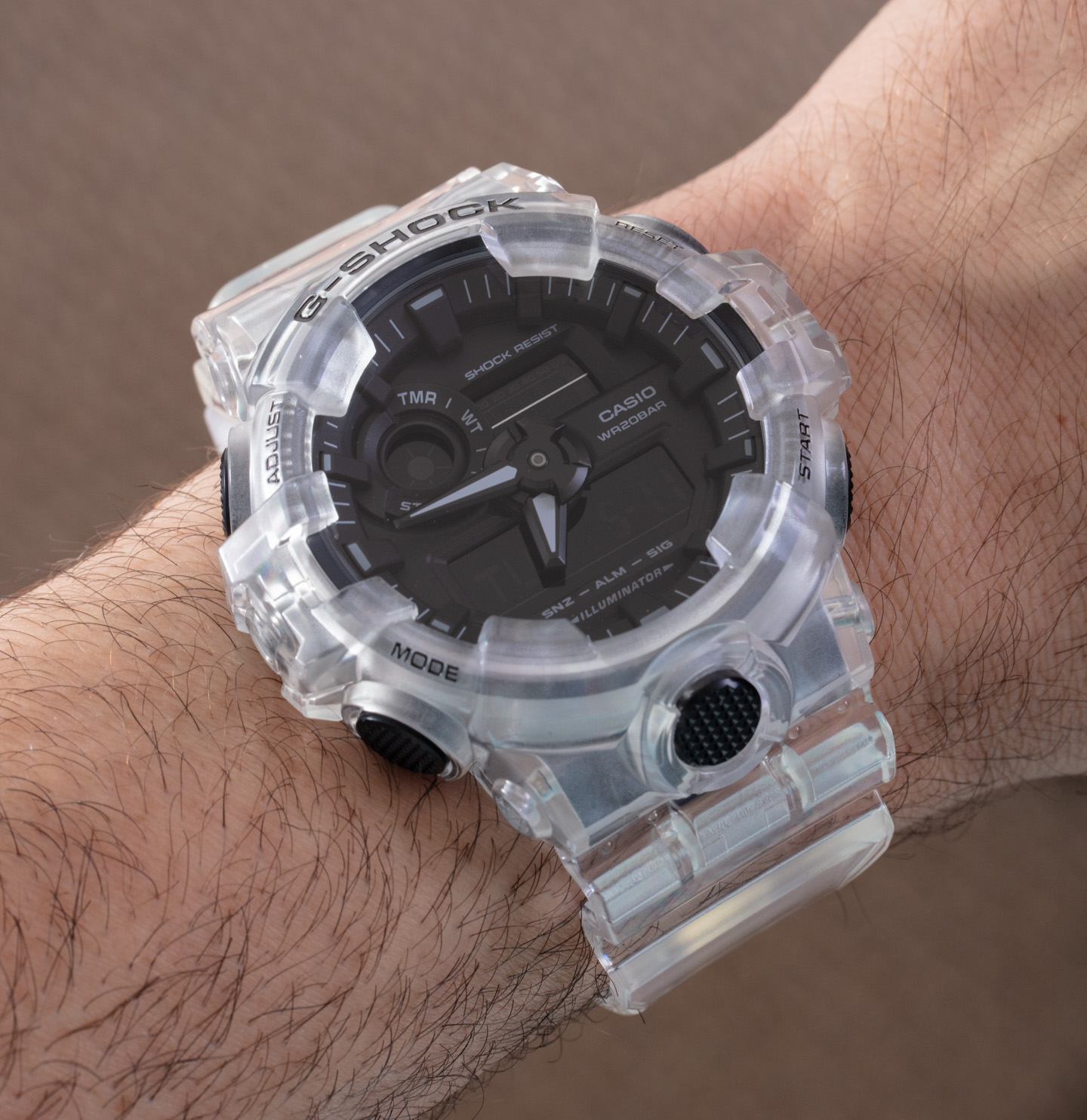 卡西欧GA700SKE-7A半透明树脂外壳手表