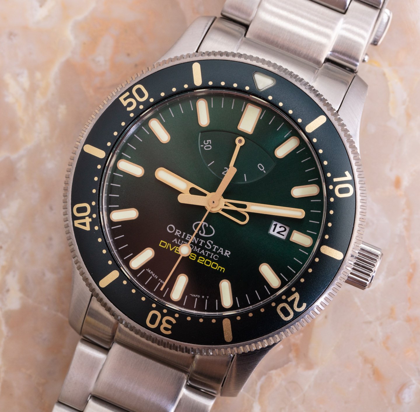 异国情调-Orient Star 200米潜水表RE-AU0307E腕表