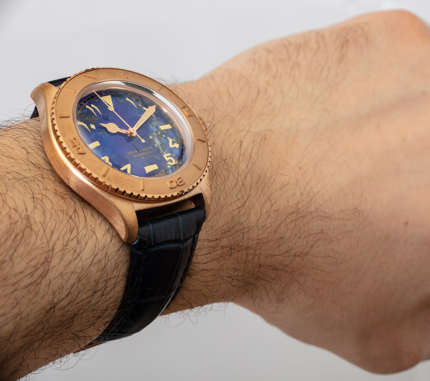 UNDONE天方夜谭-香港UNDONE一款推出的青铜材质限量版手表之一