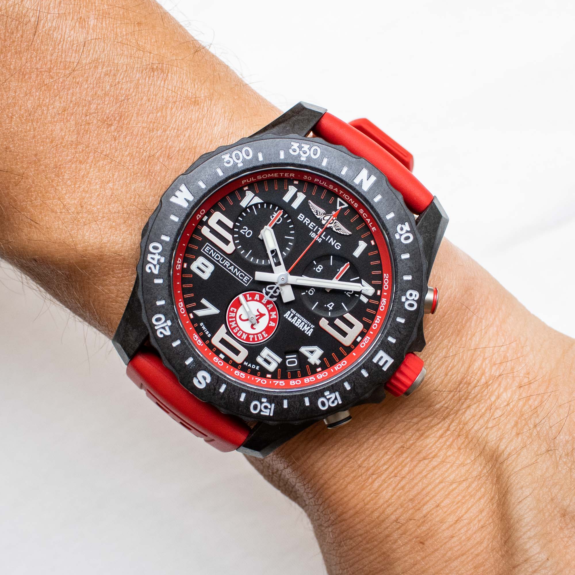 BREITLING百年灵专业耐力系列University Edition手表推荐