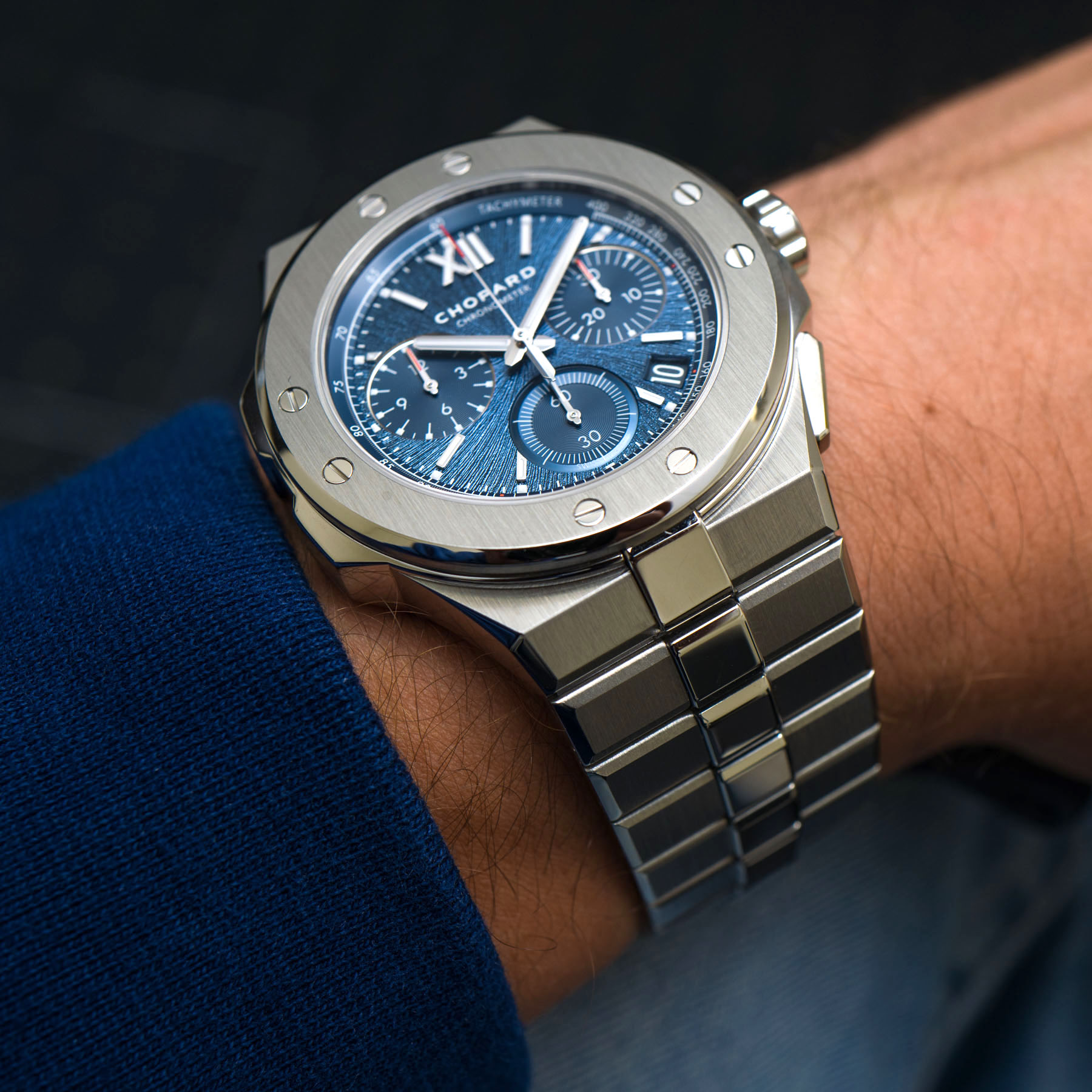 奢华精钢运动腕表推荐-萧邦蓝盘款计时功能XL Chrono手表