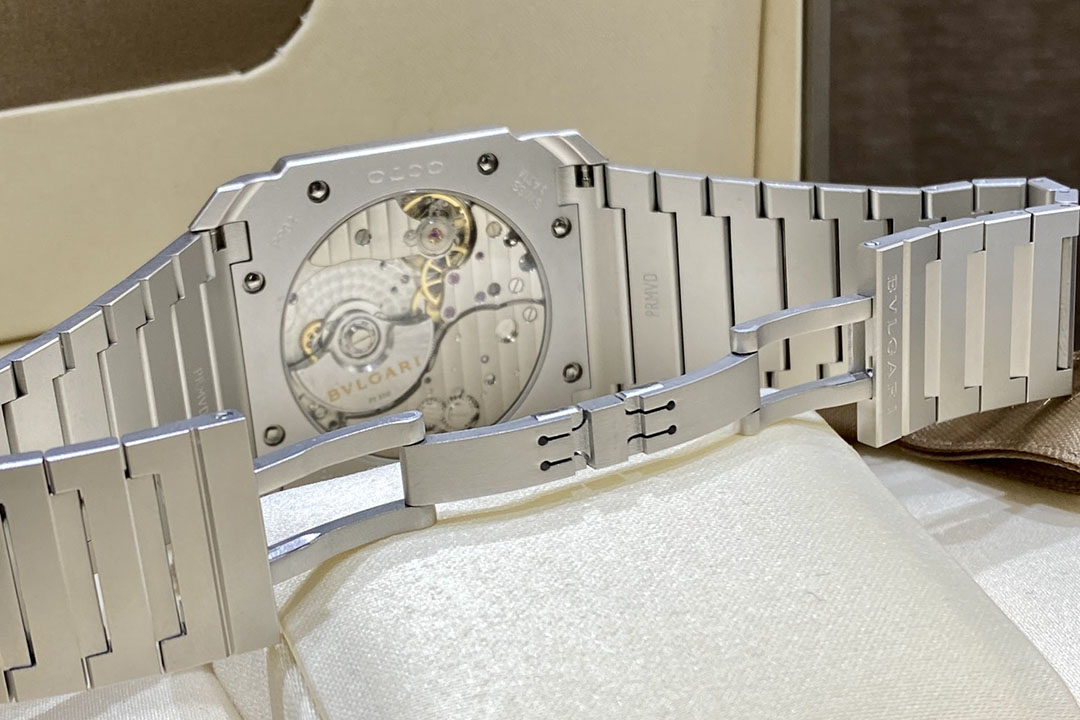 BV厂宝格丽OCTO系列方形复刻腕表质量怎么样-BV超薄手表评测