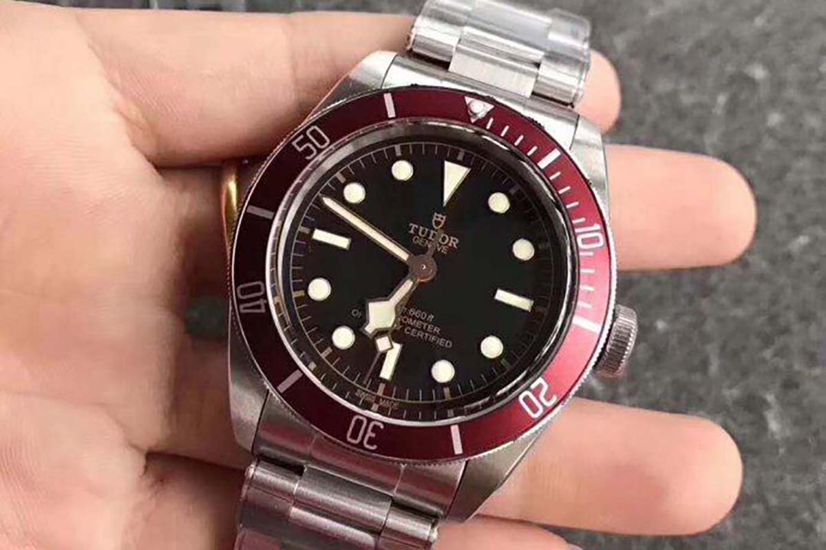 ZF厂帝舵碧弯系列79220R小红花复刻腕表细节如何-ZF手表