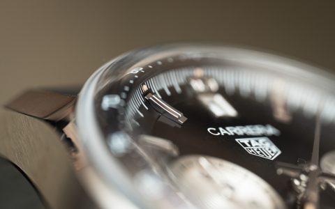 泰格豪雅卡莱拉60周年39毫米款玻璃盒腕表计时码表