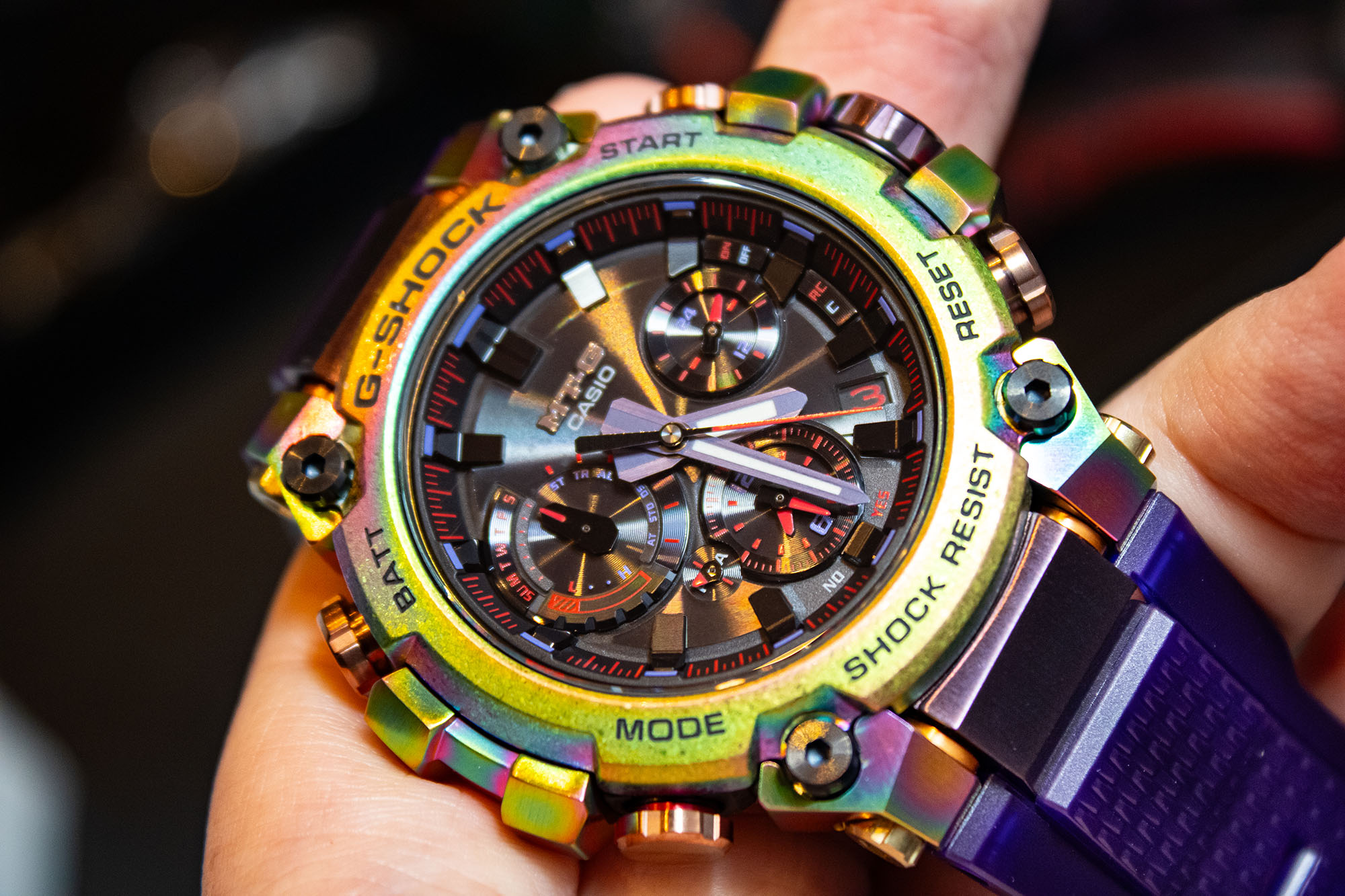 卡西欧G-Shock系列诞生40周年款手表评测-深紫色离子镀层手表