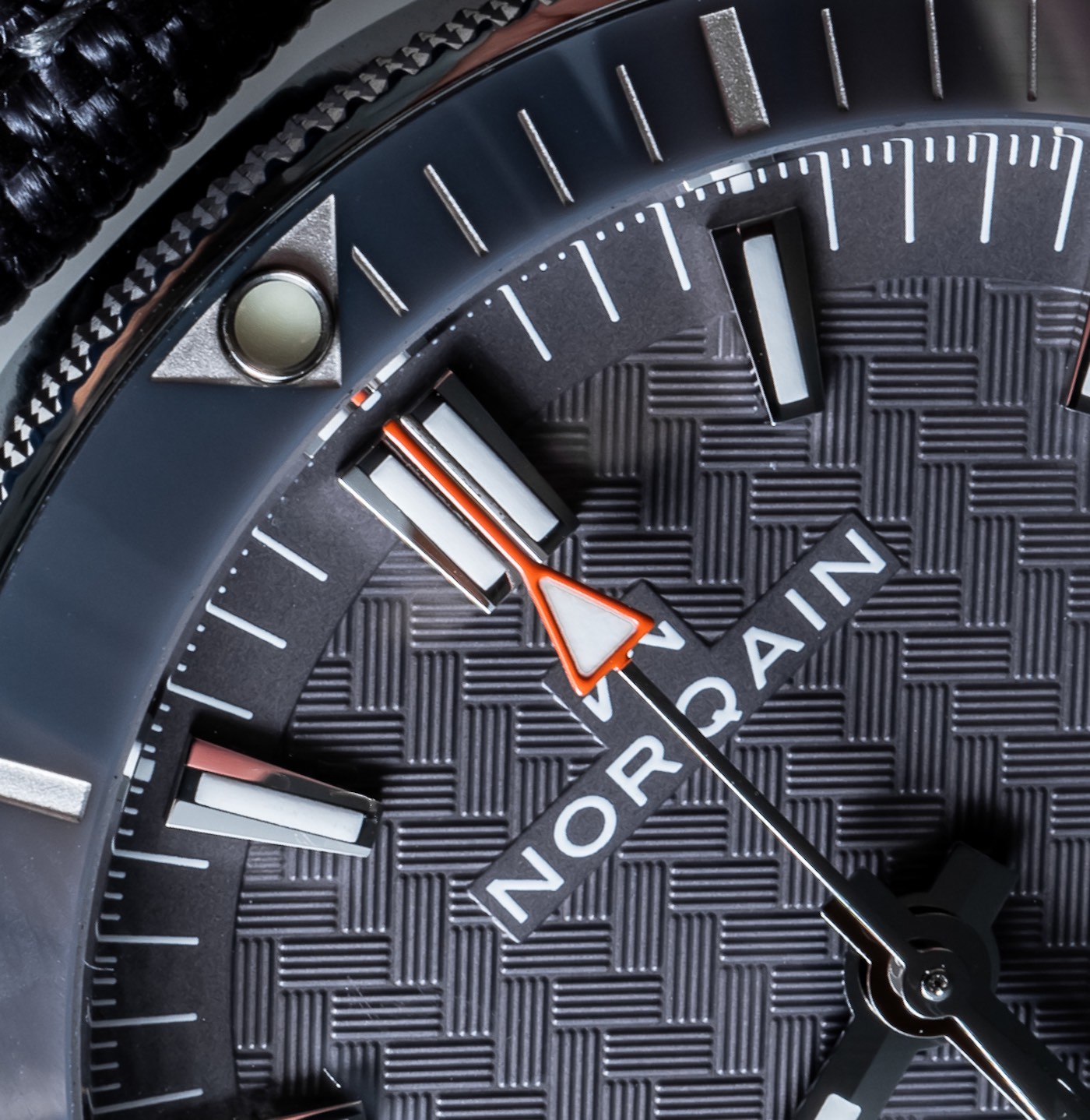 NORQAIN Adventure Sport 汽车手表-多功能设计和真正的价值