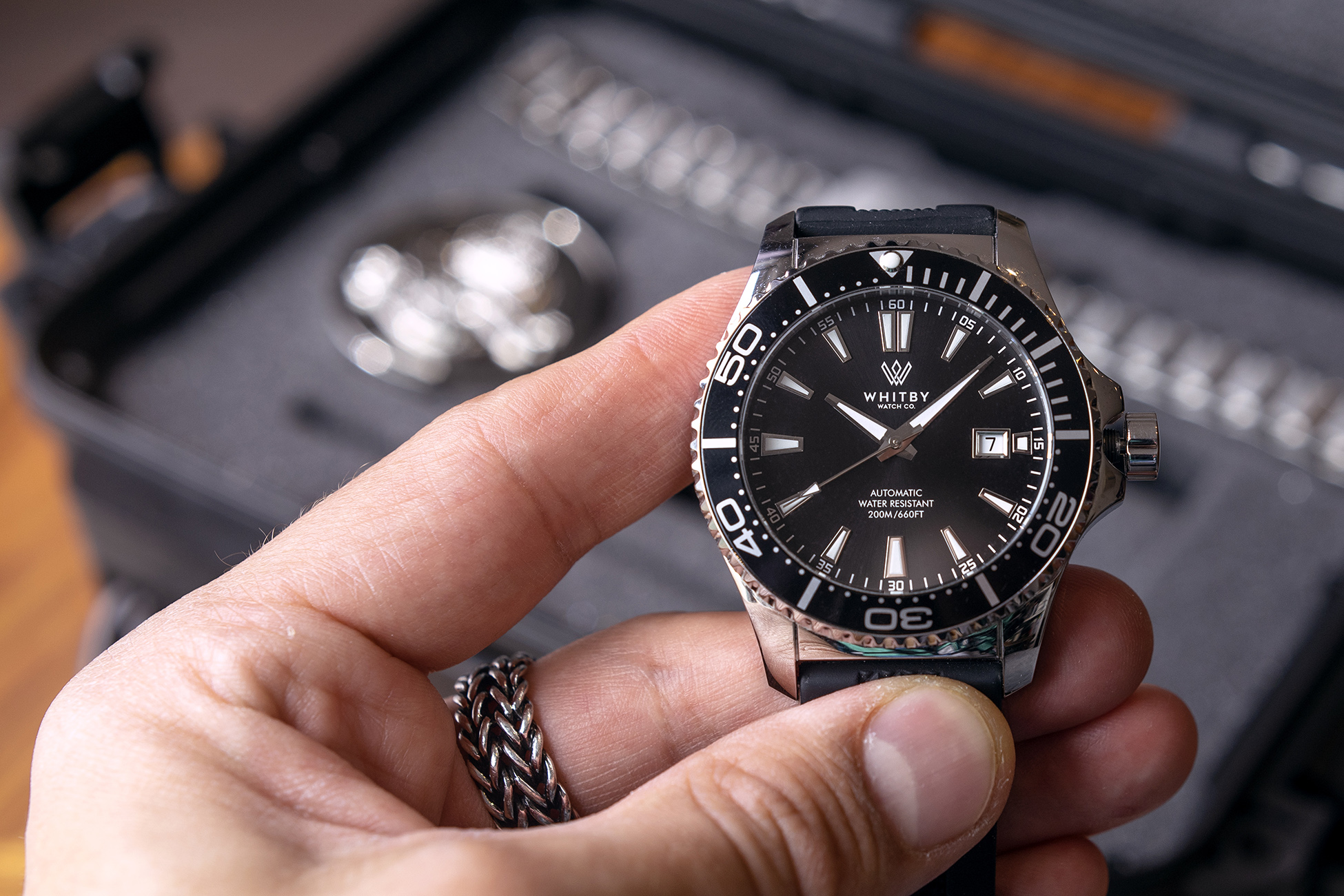 惠特比手表公司推出的无畏号潜水员手表如何-加拿大X营地为灵感制作