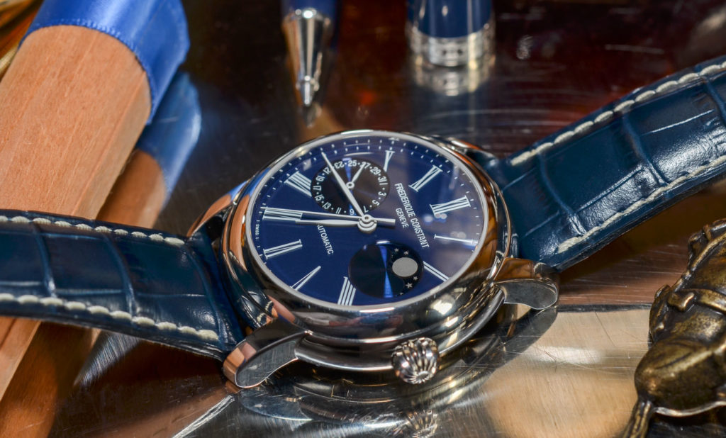 康斯登经典月相腕表评测-正装款式手表推荐