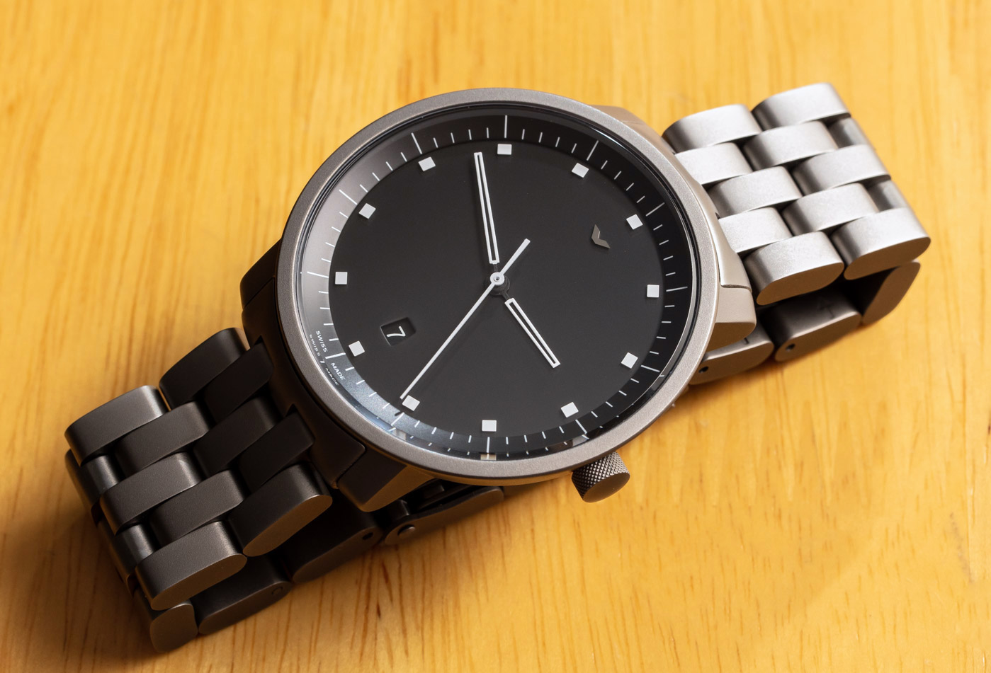Ventura极简风设计的V-Matic EGO手表如何
