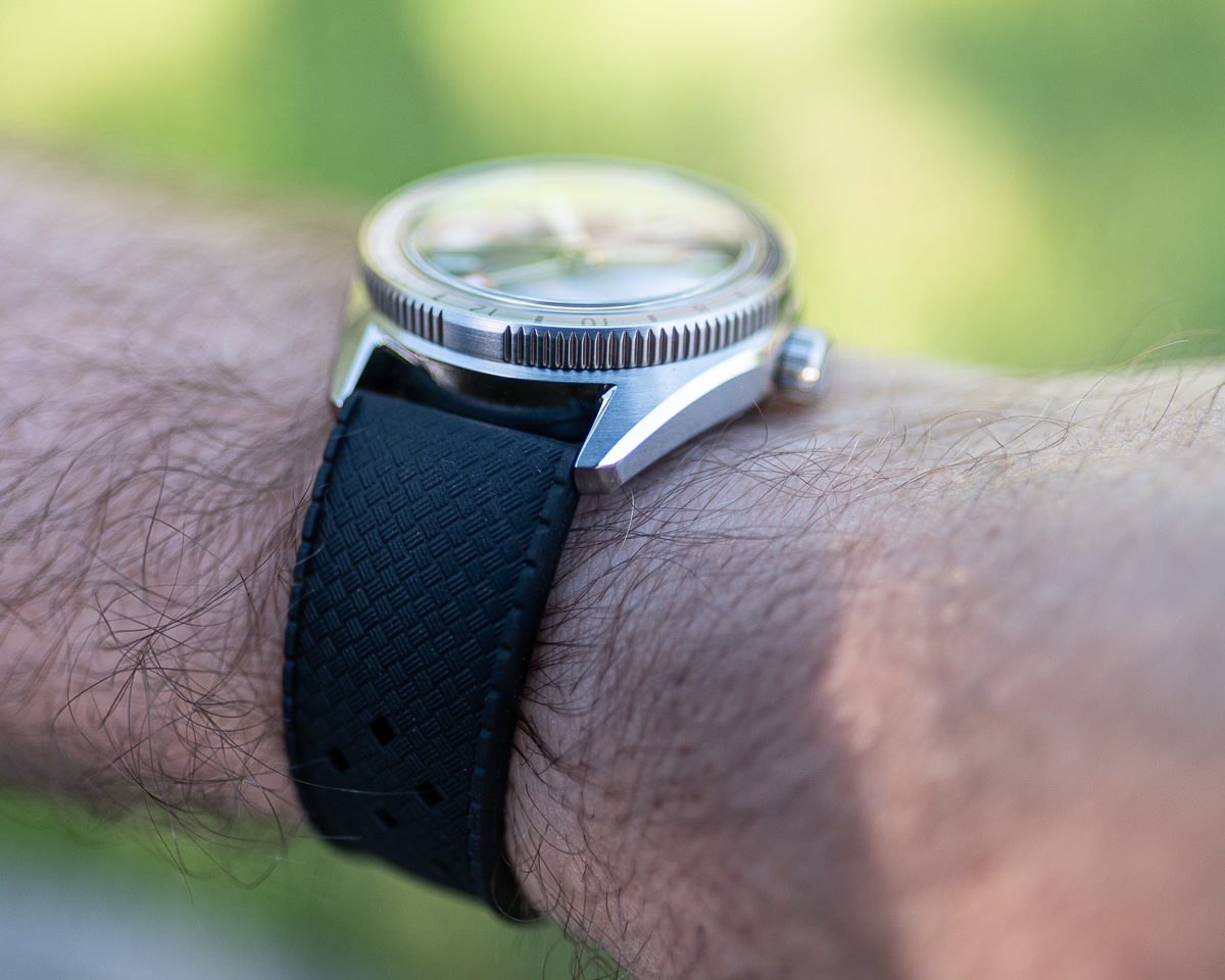 Zelos独立腕表设计师品牌推出的Horizon两地时手表如何