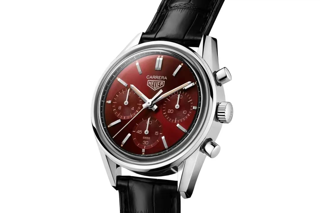 颠覆经典，泰格豪雅限量版Heuer Carrera红盘腕表闪耀登场