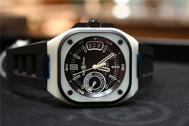 手表品鉴：Bell&Ross BR-X5绿色LUM手表