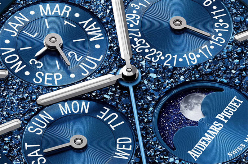  Parmigiani Fleurier专为中国市场设计农历生肖五行干支节气夏历腕表