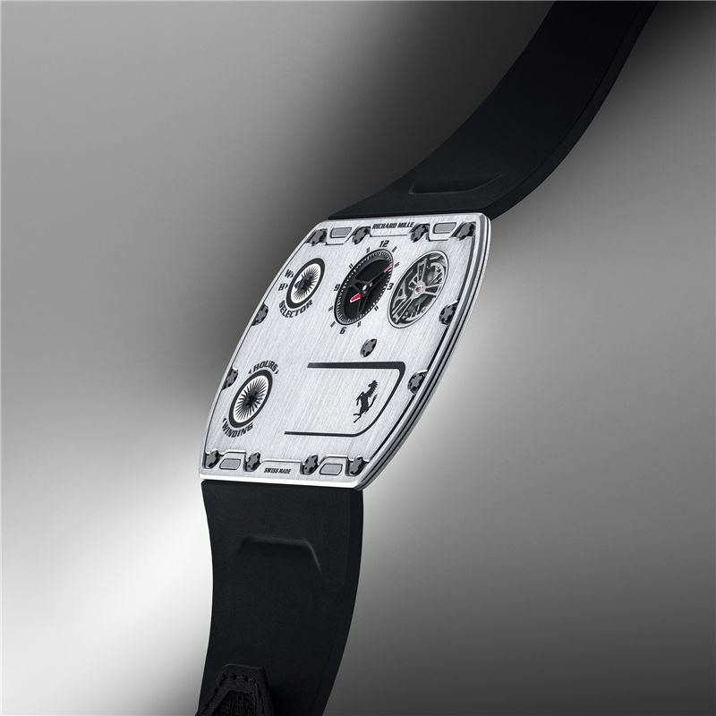 F1 2024赛季即将正式开启，RICHARD MILLE 理查米尔合作车队亮相巴林测试赛