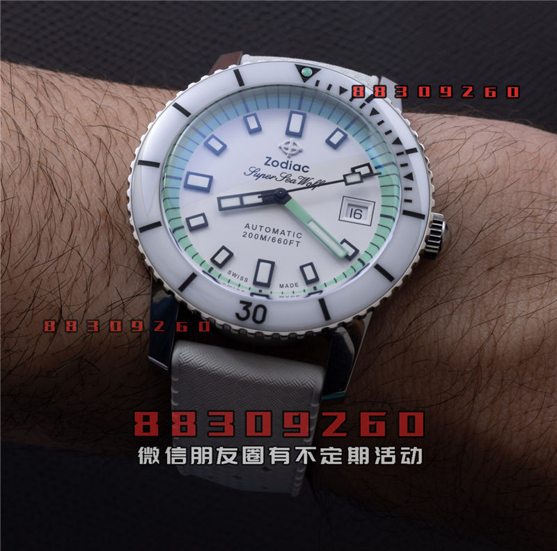 腕表品鉴Zodiac Super Sea Wolf ZO9309 白色压缩潜水表