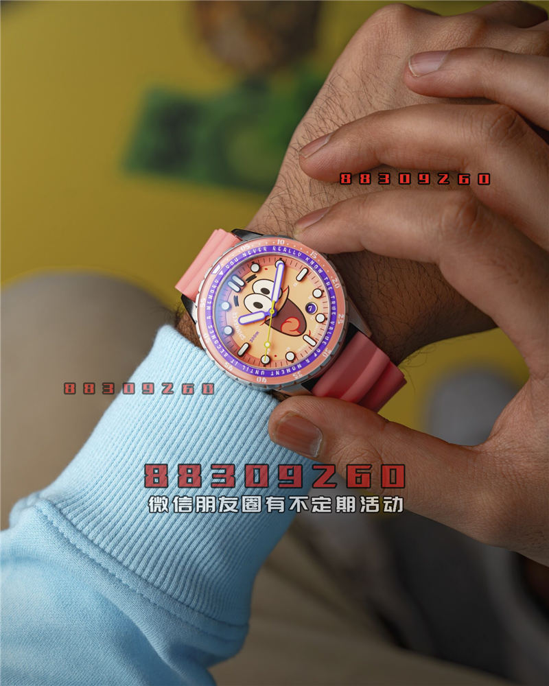 Spinnaker Hass Automatic 第 25 款“海绵宝宝”限量版潜水表，潜入比基尼底部