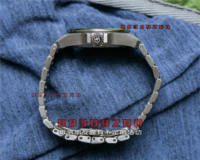 新品发布Victorinox INOX 小型 32 毫米手表