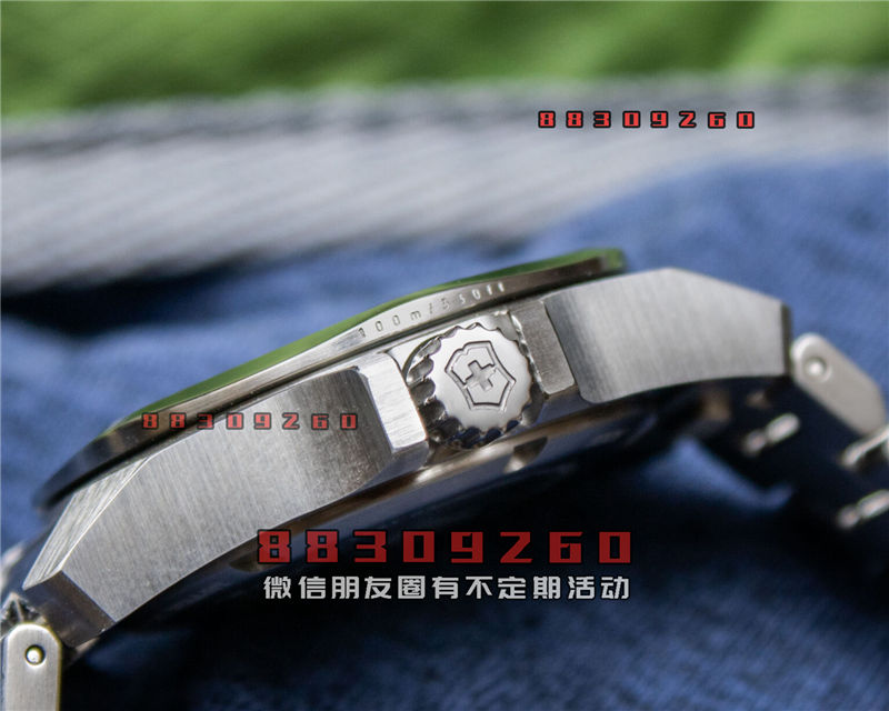 新品发布Victorinox INOX 小型 32 毫米手表