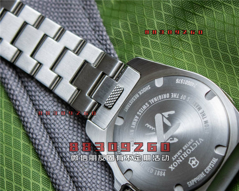 新品发布Victorinox INOX 小型 32 毫米手表