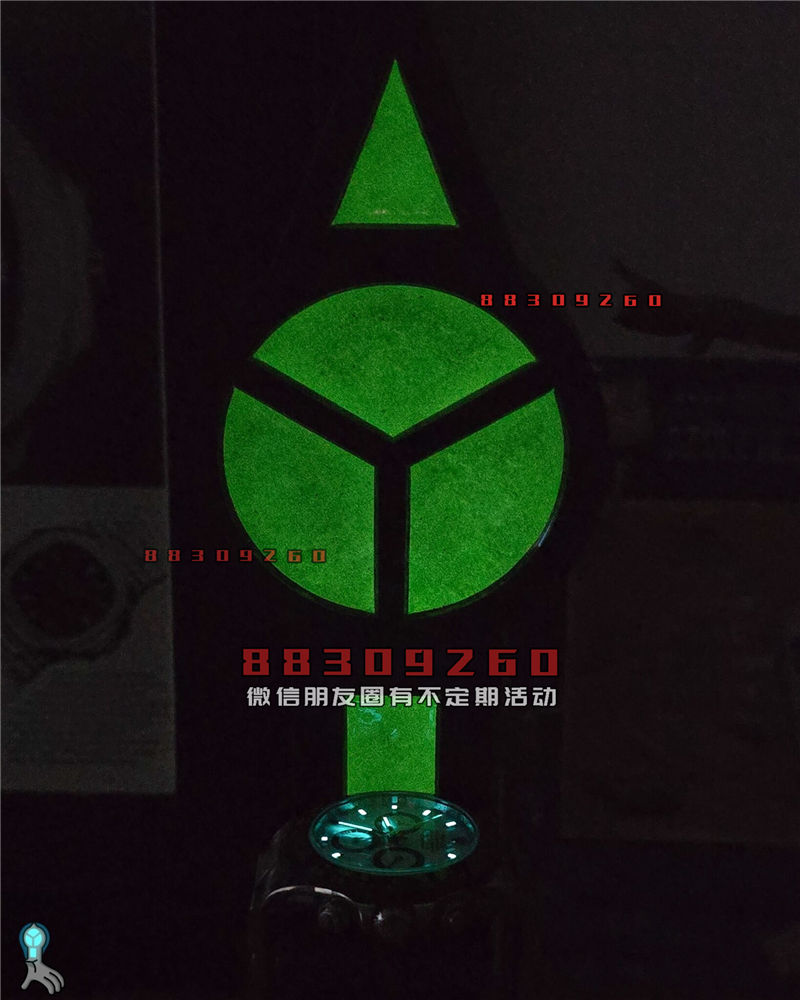 推出 HandStand：aBlogtoWatch 商店标志性的手机风格手表支架